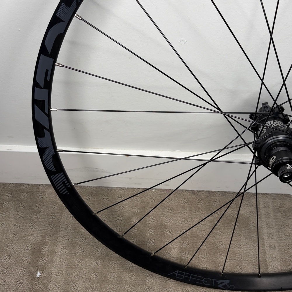 Race Face Aeffect R30 Aluminum Wheel - Picture 8 of 10